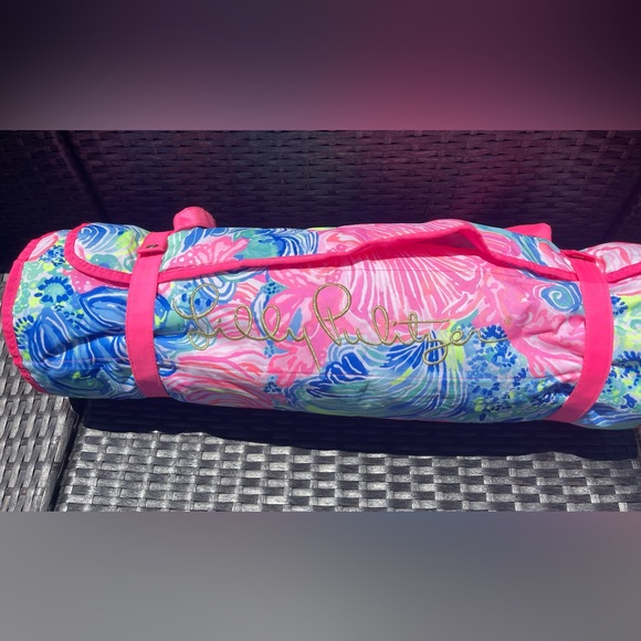 Lilly Pulitzer Beach Mat Splash Into Summer Beach Pool Roll Up Mat Pillow Yoga - Picture 4 of 16
